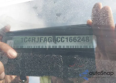 2012 Jeep Grand Cherokee Laredo z USA, uszkodzony, nr VIN 1C4RJFAG0CC166248